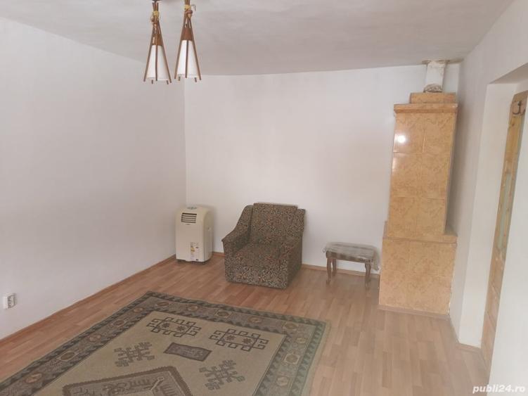 Apartament cu 2 camere în Baia de Aramă
