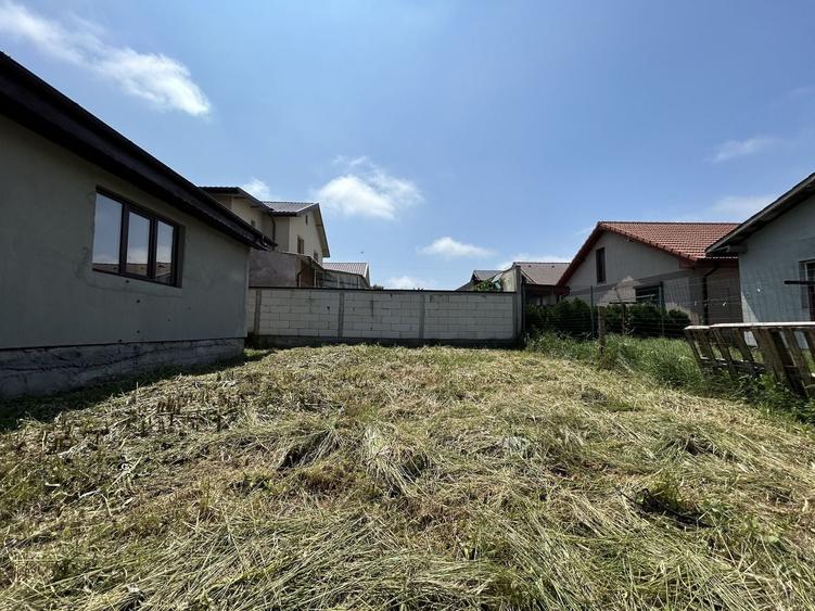 Casă individuală cu 2 camere cu Canalizare în Lumina