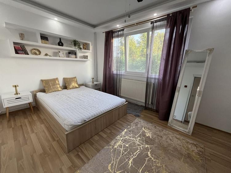 Apartament cu 2 camere semidecomandat în Podu Roș