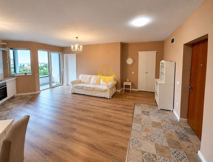 Apartament cu 3 camere semidecomandat în Bulgaria