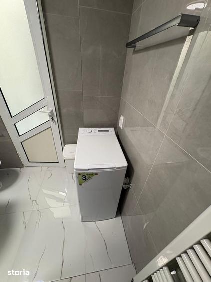 Apartament cu 2 camere decomandat în Podul de Fier