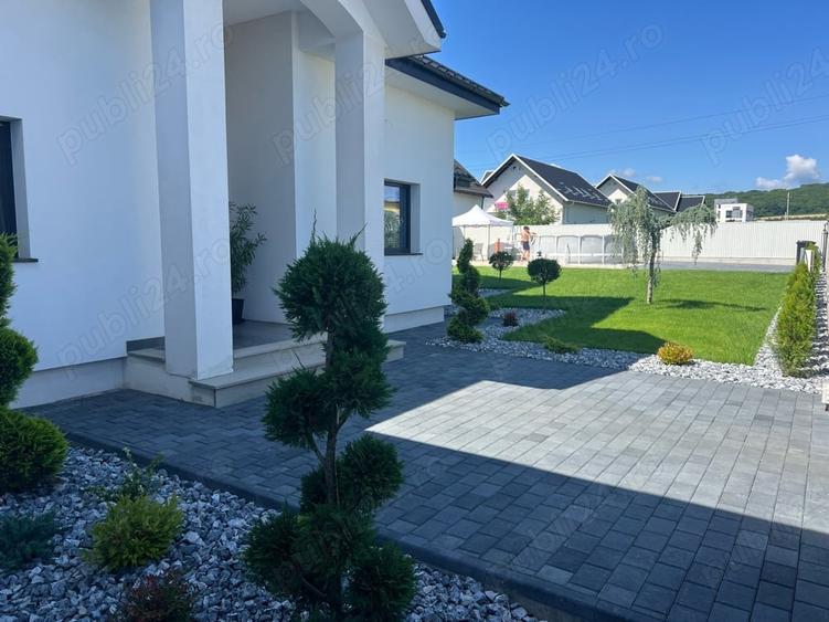 Casă cu 4 camere cu Teren 750 Mp în Central