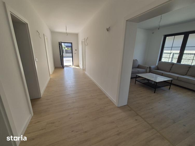 Casă cu 4 camere cu Teren 420 Mp în Central