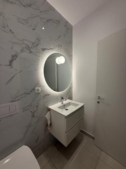 Apartament cu 3 camere decomandat, mobilat în Sisești