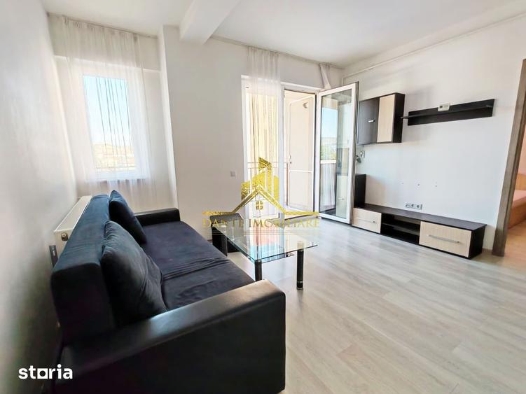 Apartament cu 3 camere semidecomandat în Iris