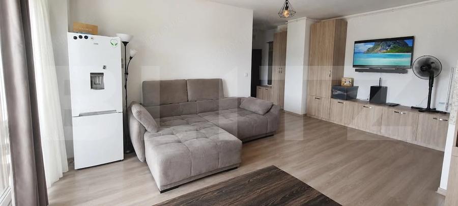 Apartament cu 2 camere semidecomandat în Sud