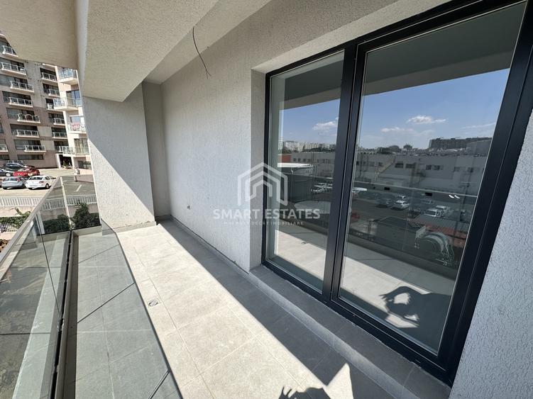 Apartament cu 3 camere decomandat în Titan