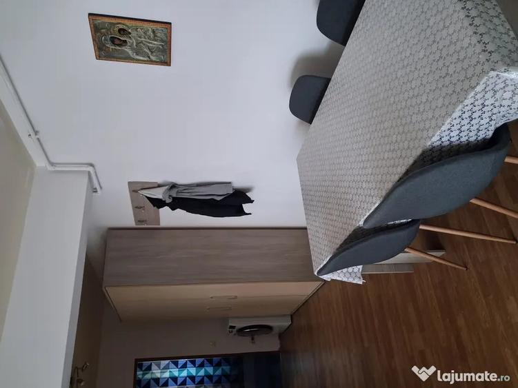 Apartament cu 2 camere decomandat în Florești