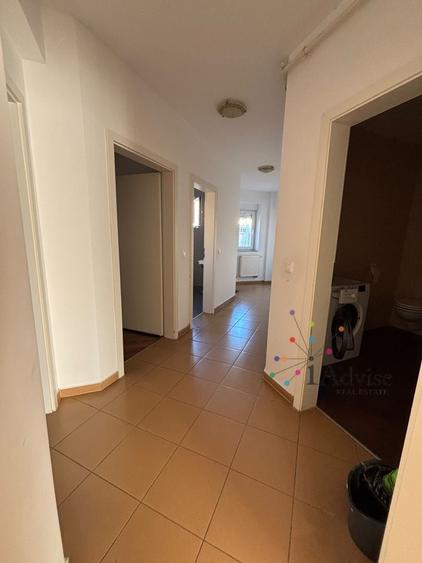 Apartament cu 3 camere decomandat, mobilat în Avantgarden