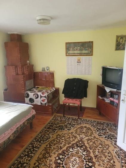 Casă cu 3 camere în Lacu
