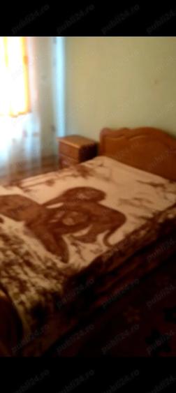 Apartament cu 2 camere decomandat în Onești