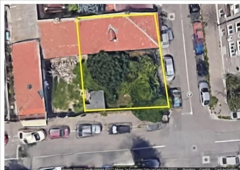 Teren de 222 mp, în Casa de Cultură