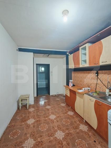 Apartament cu 2 camere semidecomandat, mobilat în Nord-Vest
