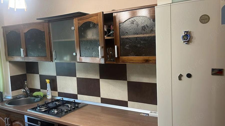 Apartament cu 3 camere decomandat în Nufărul