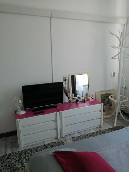 inchiriez ap. 2 camere ultracentral Bar SOHO - 11