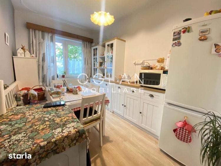 Apartament cu 3 camere în Vasile Aaron