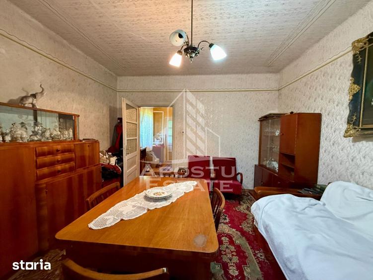 Casă cu 3 camere cu Teren 332 Mp în Baba-Dochia