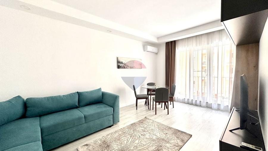 Apartament 2 camere Cosmopolis Q17 vedere la piscina - 10