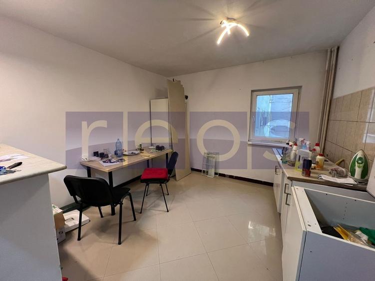 Apartament cu 4 camere decomandat în Nerva Traian