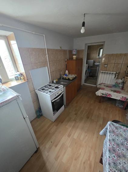 Casă cu 3 camere cu Teren 1243 Mp în Istria