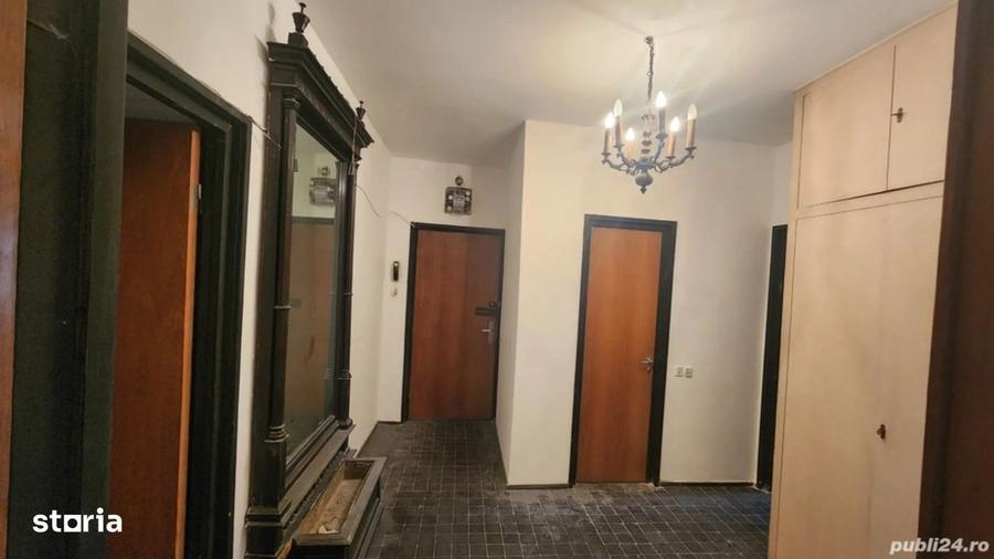 Apartament cu 4 camere în Ultracentral