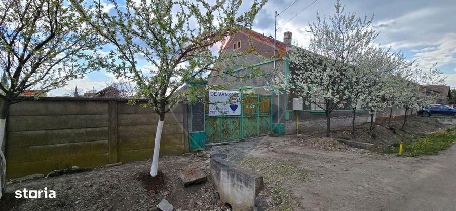 Casă cu 3 camere cu Teren 936 Mp în Socodor
