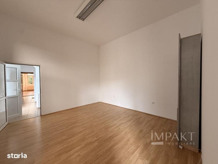 Apartament cu 4 camere în Central