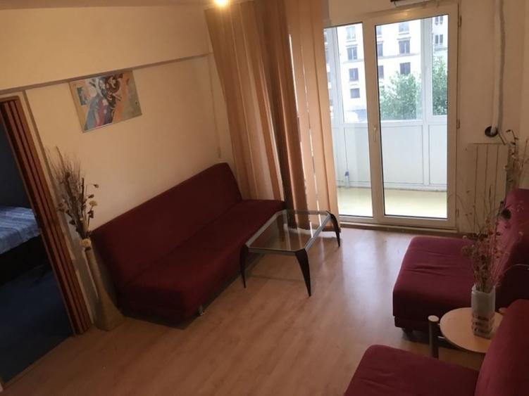 Apartament cu 2 camere semidecomandat în Calea Victoriei