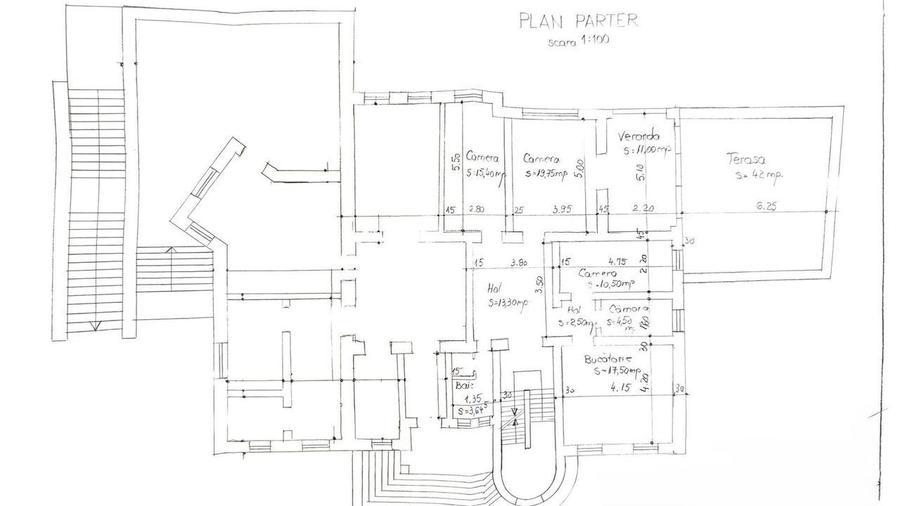 Apartament cu 4 camere în Sub Arini