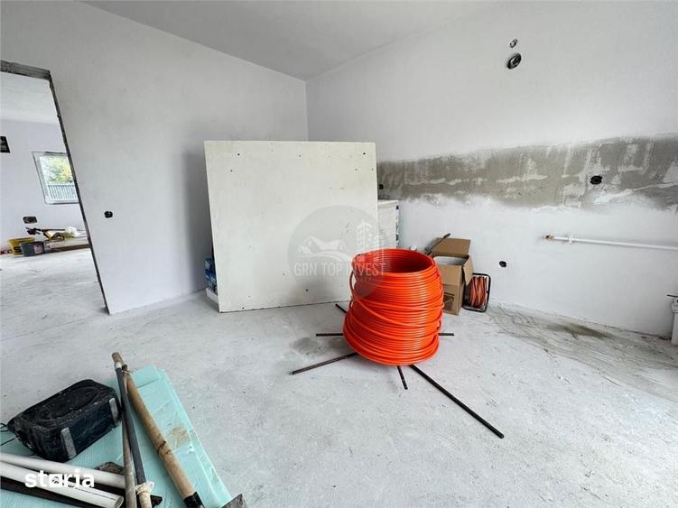 Casă cu 4 camere cu Teren 265 Mp în Șura Mică