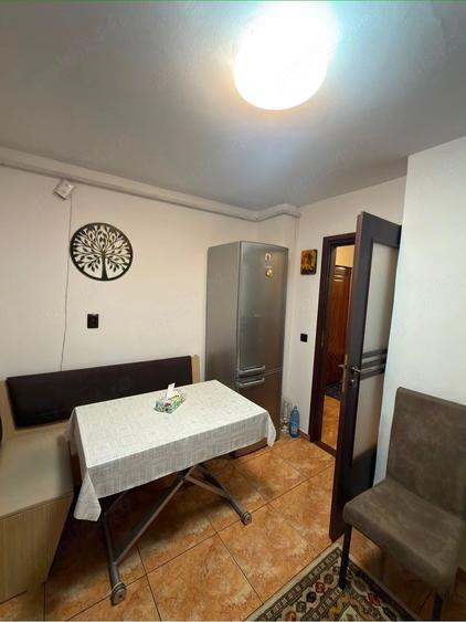Apartament cu 3 camere decomandat în City Park Mall