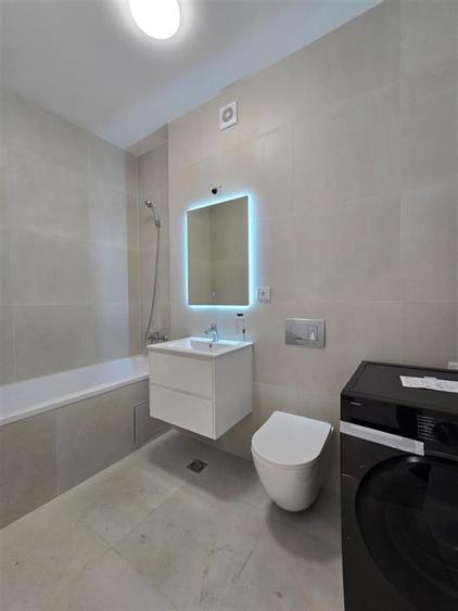 Apartament cu 2 camere decomandat în Podu Roș