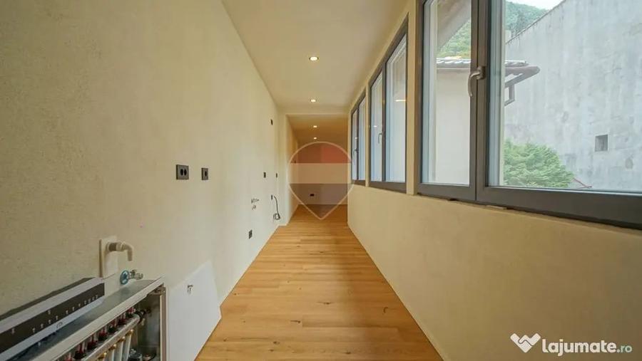 Apartament cu 3 camere decomandat în Centrul Istoric