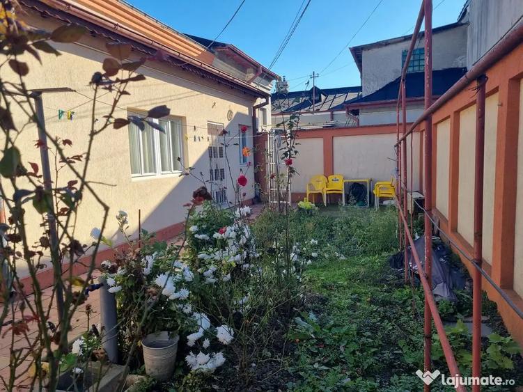 Casă cu 4 camere cu Teren 176 Mp în Tomis II