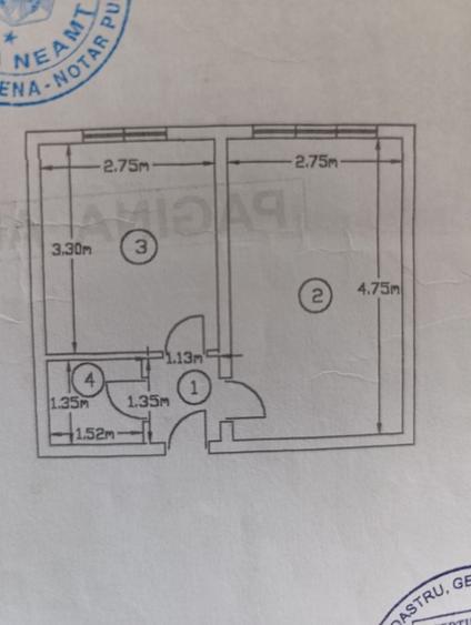 Garsonieră decomandată în Est