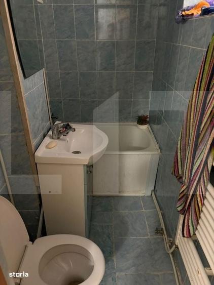 Apartament cu 3 camere semidecomandat în Central