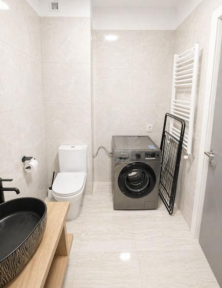 Apartament cu 2 camere decomandat, mobilat în Hipodrom