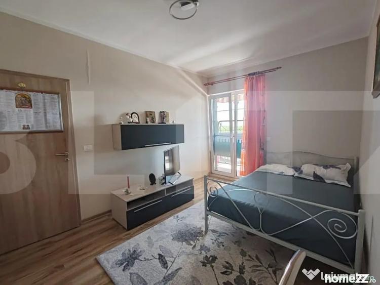 Apartament cu 3 camere decomandat în Ciarda Roșie