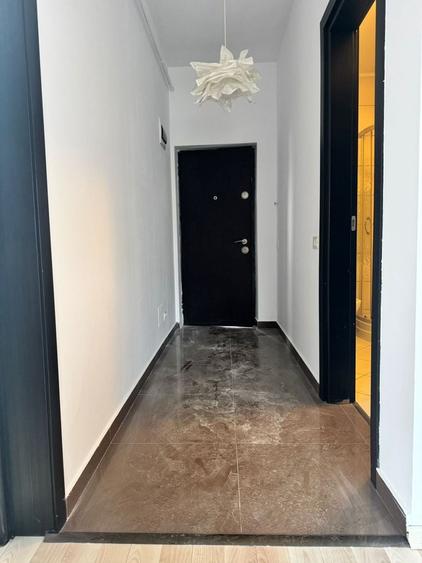 Apartament cu 2 camere semidecomandat în Sud-Vest