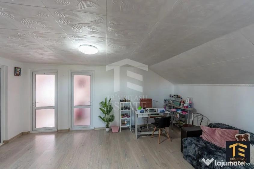 Casă cu 6 camere cu Teren 343 Mp în Central