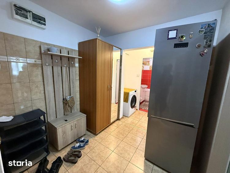 Apartament cu 2 camere decomandat în Galata