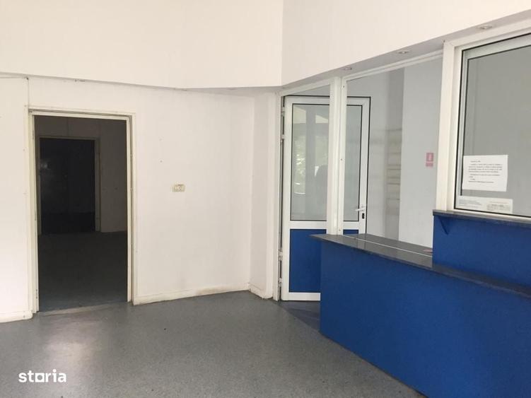 Spațiu comercial, de 191 mp, în Micălaca
