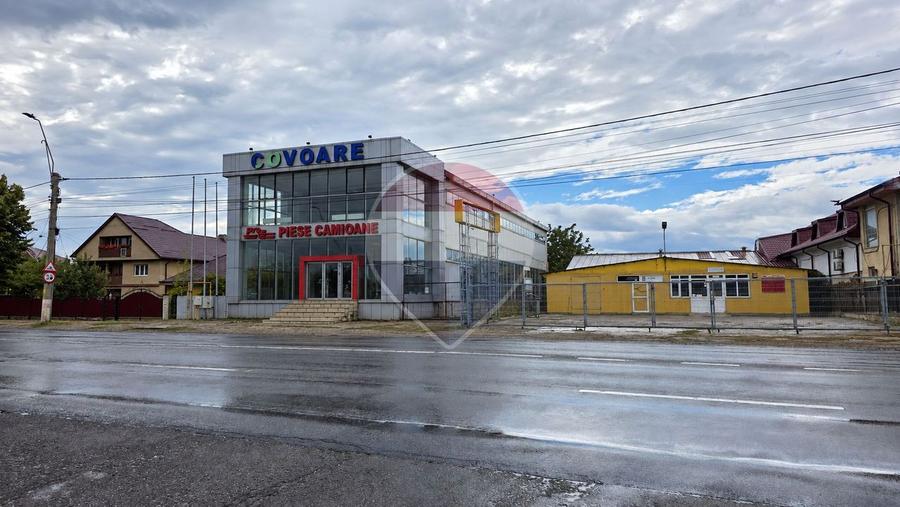 Spațiu industrial, de 830 mp, în Republicii