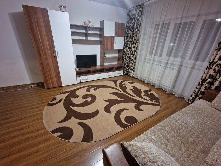 Apartament cu 2 camere decomandat în Sebastian