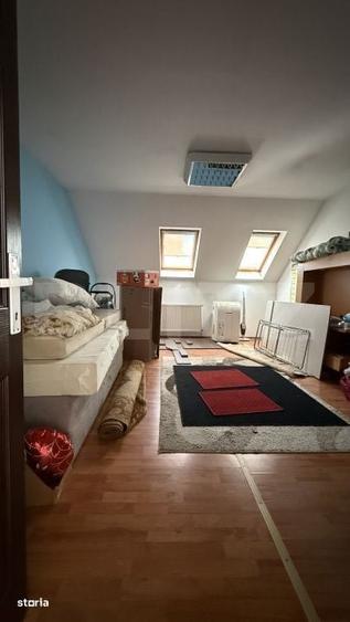 Apartament cu 4 camere în Central