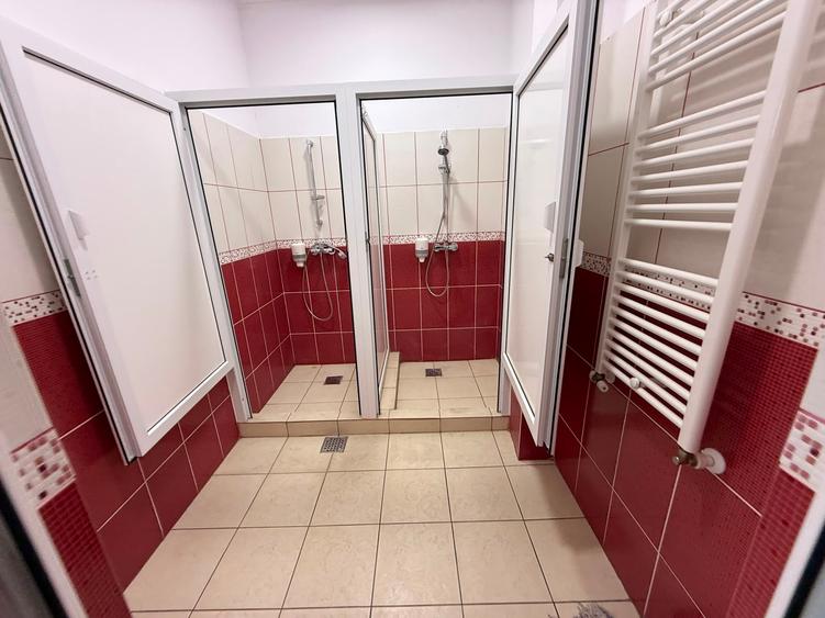 Spațiu comercial, de 650 mp, în Bragadiru