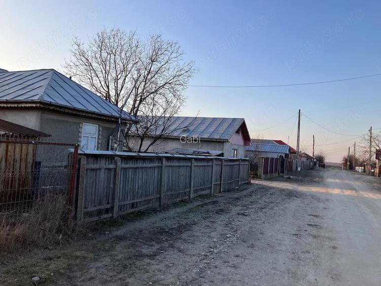 Casa comuna Sageata + teren 662m2, jud. Buzau- 9km de intrare autostrada A7 Iasi Bucuresti