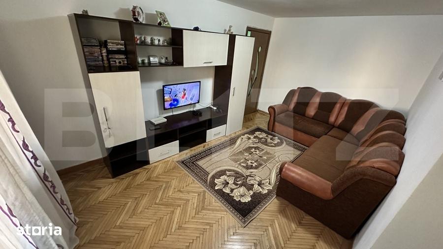 Apartament cu 3 camere semidecomandat în Ultracentral