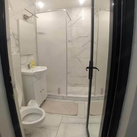 Apartament cu 2 camere decomandat în Micro 16