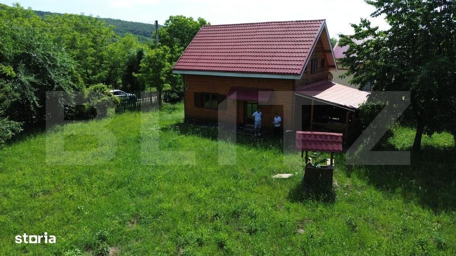 Casă cu 4 camere în Cetea